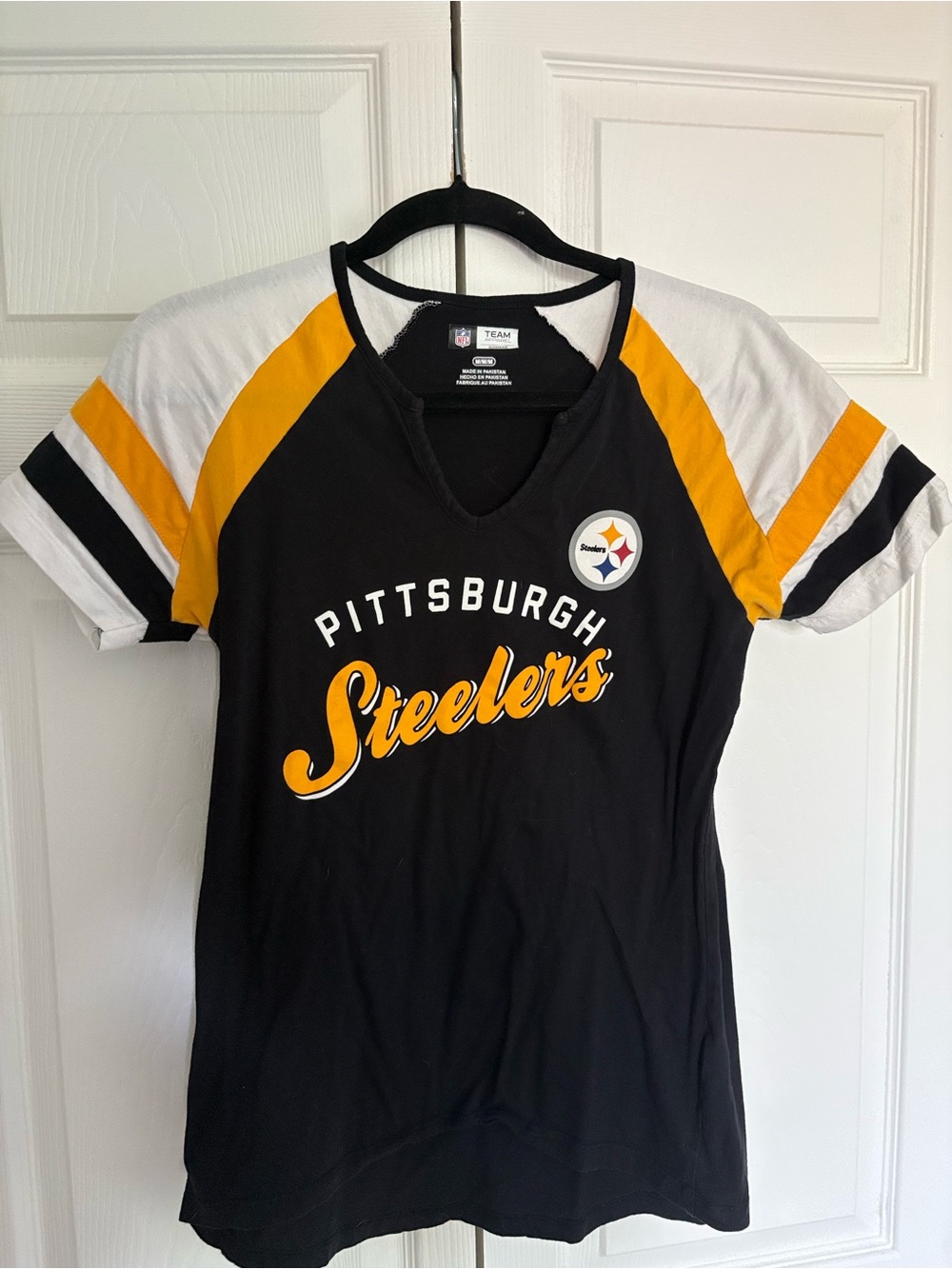 NFL Pittsburgh Steelers Women's Short Sleeve Tee - Black, Gold & White
